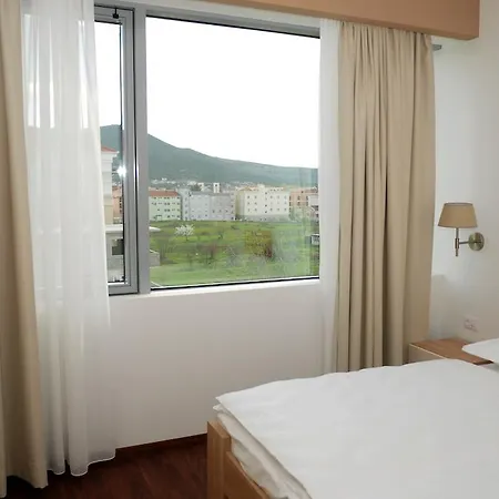 Hotel Quercus