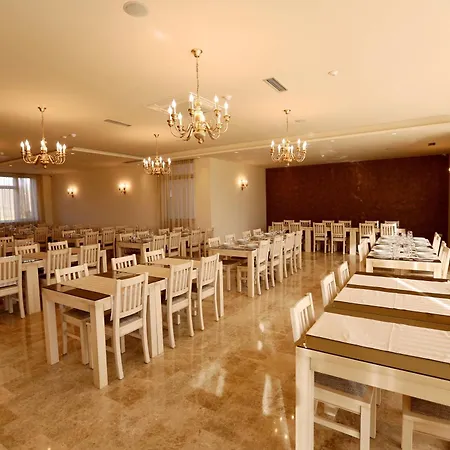 فندق كيركوس 4*