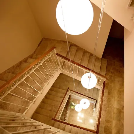Quercus Hotel 4*