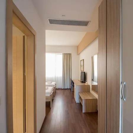 فندق كيركوس 4*