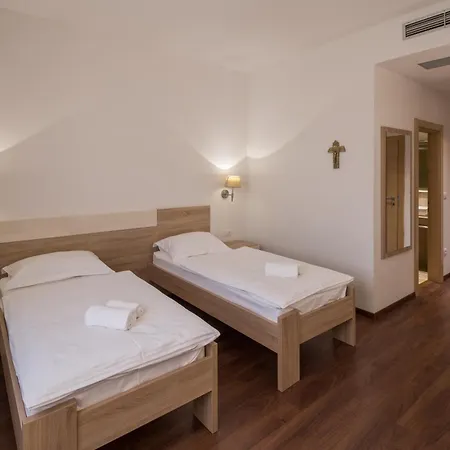 호텔 Quercus Međugorje