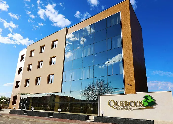 Quercus Hotel 4*